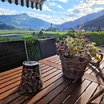 Casa Capricorn Naehe Laax Apartamento