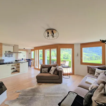Casa Capricorn Naehe Laax * Sagogn