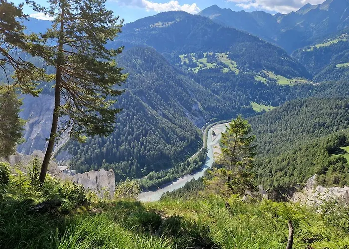 Casa Capricorn Naehe Laax * Sagogn