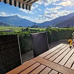 Casa Capricorn Naehe Laax * Sagogn