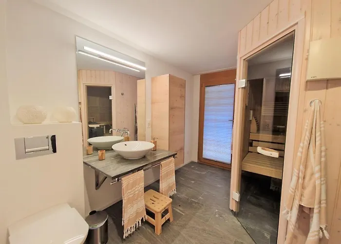 Casa Capricorn Naehe Laax Apartamento