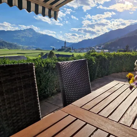 Casa Capricorn Naehe Laax * Sagogn